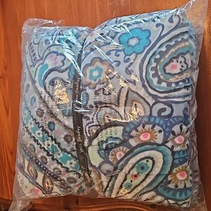 Vera Bradley Daisy Dot Paisley blanket